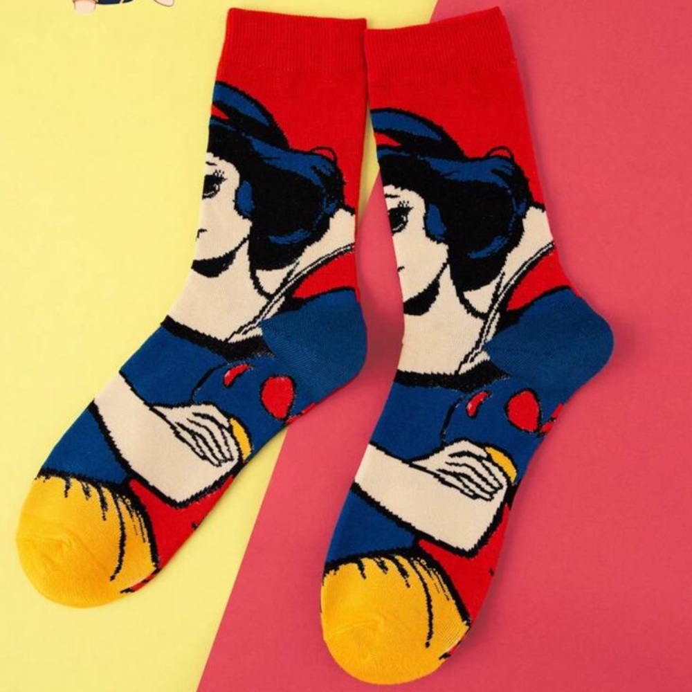 Snow White Socks - Picture 2 of 10